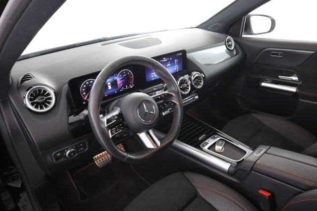 Mercedes-Benz CLA sse GLA GLA 200 d Automatic PREMIUM, del 2023, 77.000 km, in vendita a Verona (VR)