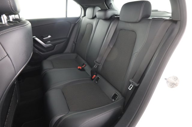 Mercedes-Benz A 180 A 180 d Automatic Sport - foto 3 di 4
