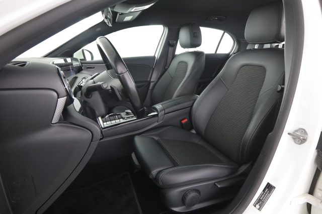 Mercedes-Benz A 180 A 180 d Automatic Sport - foto 2 di 4