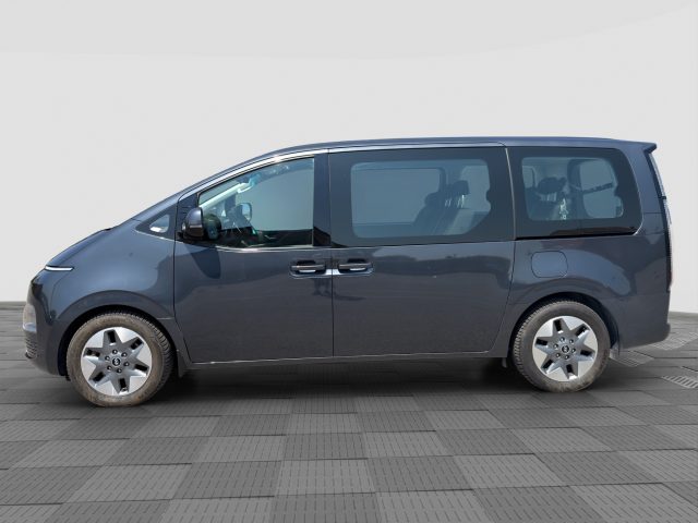 Hyundai STARIA Staria 2.2 AT AWD 9 posti Wagon - foto 2 di 4