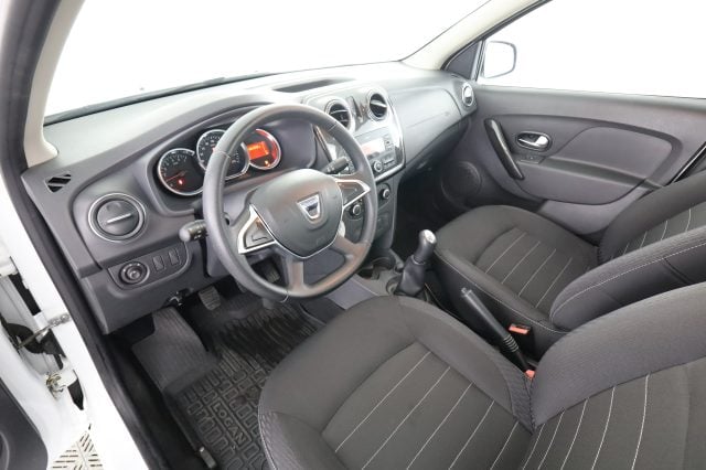 Dacia Logan Sandero Streetway/Logan MCV 1.0 SCe 75 CV S&S Acce, del 2020, 66.275 km, in vendita a Verona (VR)