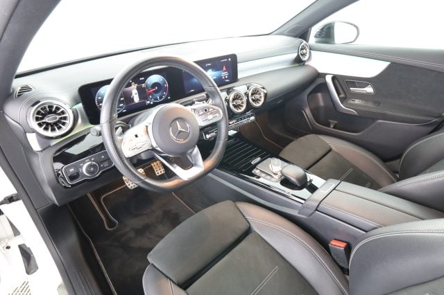 Mercedes-Benz A 180 A 180 d Automatic Premium, del 2021, 57.120 km, in vendita a Verona (VR)