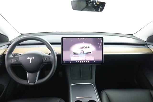 Tesla Model 3 Model 3 RWD - foto 4 di 4