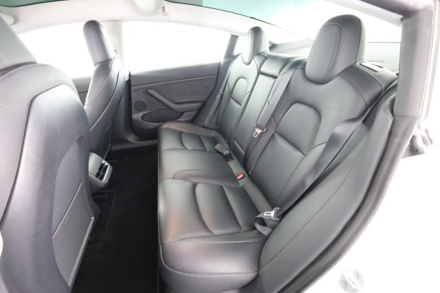 Tesla Model 3 Model 3 RWD - foto 3 di 4