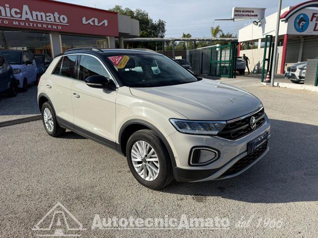 Volkswagen T-Roc 1.0 TSI Life - foto 2 di 4