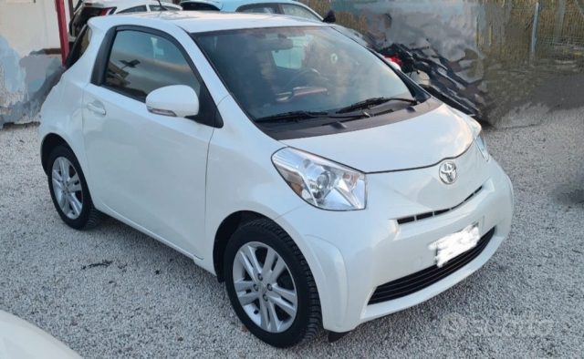 Toyota iQ 1 usato a GENOVA