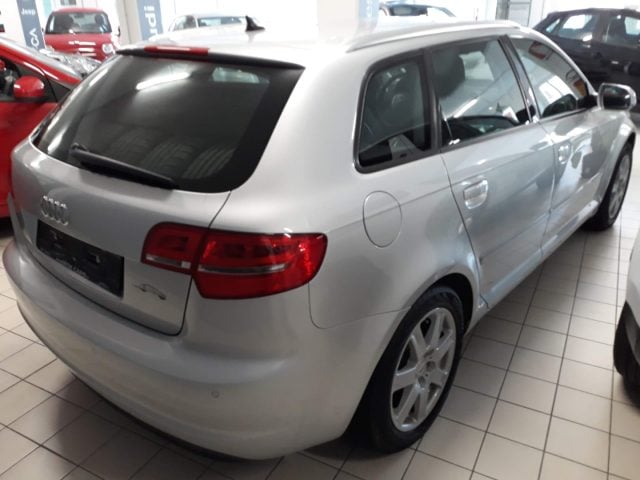 Audi A3 SPB 1.2 TFSI Attraction, del 2012, 119.000 km, in vendita a Genova (GE)