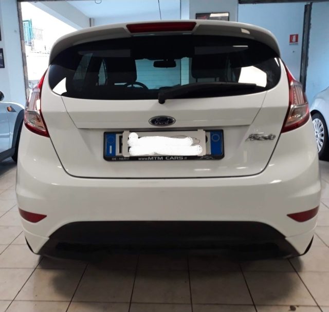 Ford Fiesta 1.5 TDCi 75CV 5 porte ST-Line - foto 3 di 4