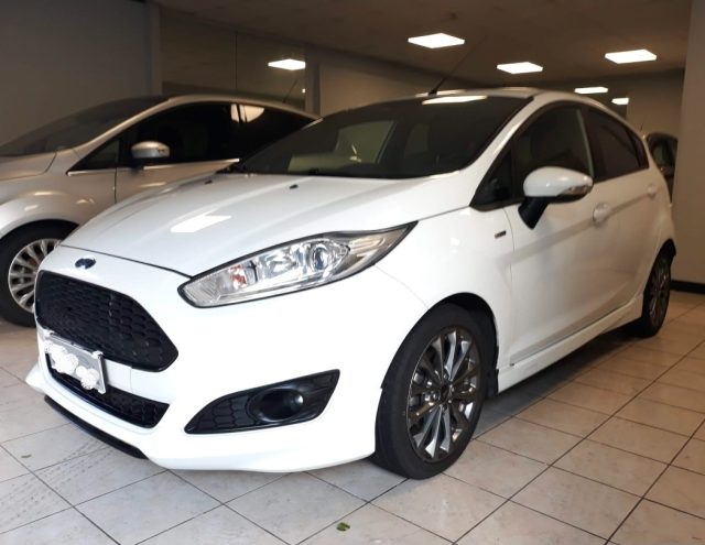 Ford Fiesta 1.5 TDCi 75CV 5 porte ST-Line usato a GENOVA