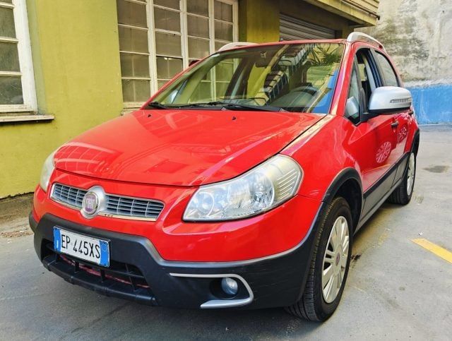Fiat Sedici 1.6 16V 4x4 Experience GPL, del 2013, 155.000 km, in vendita a Genova (GE)