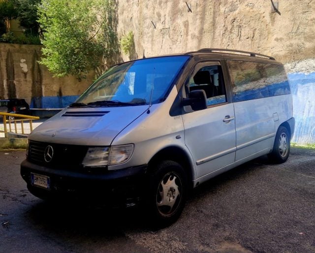 Mercedes-Benz V 220 112 CDI cat Freetime 8 posti, del 2000, 350.000 km, in vendita a Genova (GE)