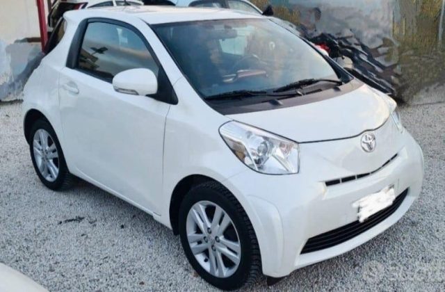 Toyota iQ 1, del 2011, 150.000 km, in vendita a Genova (GE)