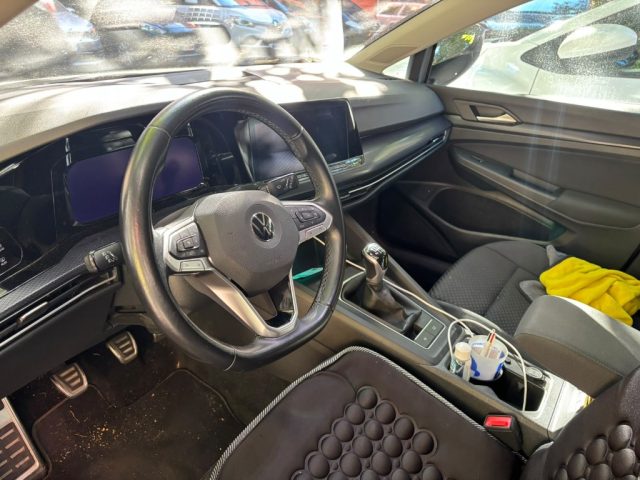 Volkswagen Golf 1.0 eTSI EVO DSG Life - foto 4 di 4
