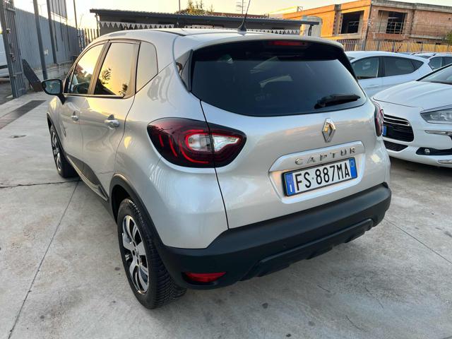 Renault Captur dCi 8V 110 CV Start&Stop Energy Initiale Paris - foto 3 di 4