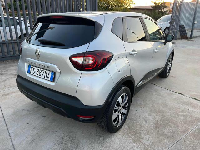 Renault Captur dCi 8V 110 CV Start&Stop Energy Initiale Paris - foto 4 di 4