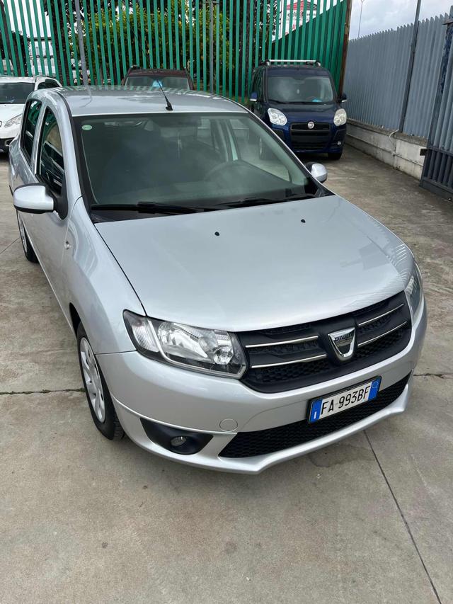 Dacia Sandero 1.2 GPL 75CV Ambiance, del 2015, 239.000 km, in vendita a Giugliano In Campania (NA)