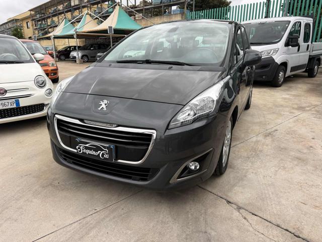 Peugeot 5008 BlueHDi 120 S&S Allure, del 2016, 216.000 km, in vendita a Giugliano In Campania (NA)