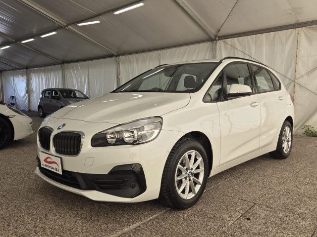 BMW 216 d Active Tourer Advantage aut., del 2018, 75.200 km, in vendita a Monza (MB)