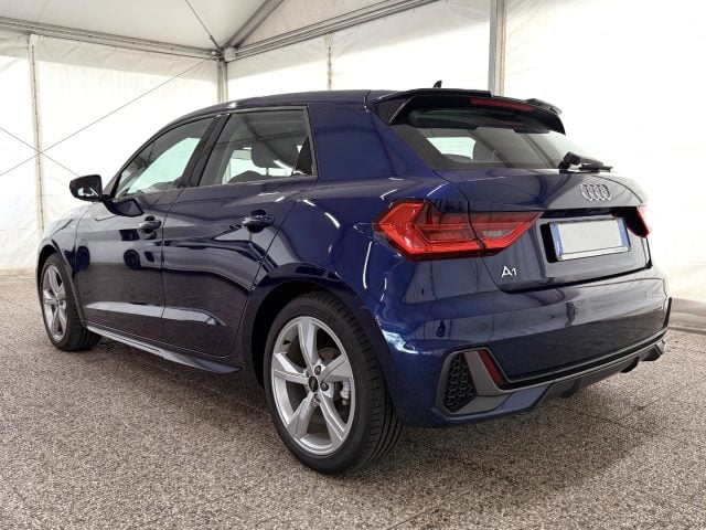 Audi A1 SPB 30 TFSI S tronic Identity Black - foto 4 di 4
