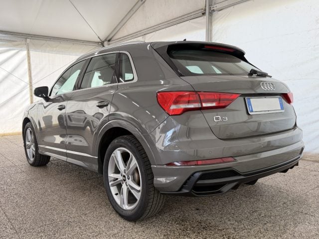 Audi Q3 35 TDI S tronic S line edition - foto 4 di 4