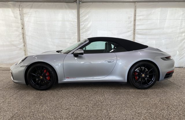 Porsche 911 Carrera Cabriolet - foto 4 di 4