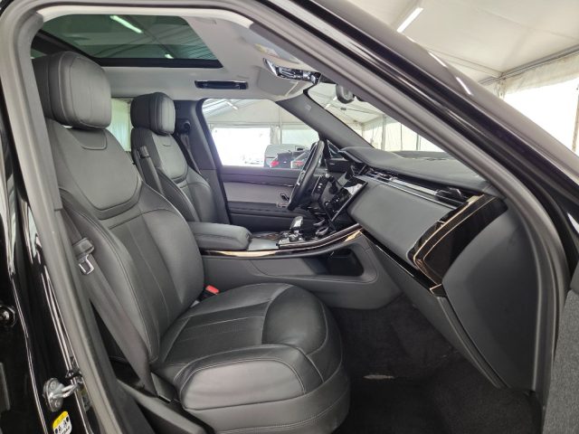 Land Rover Range Rover Sport 3.0D l6 249 CV Dynamic SE, del 2023, 92.500 km, in vendita a Monza (MB)