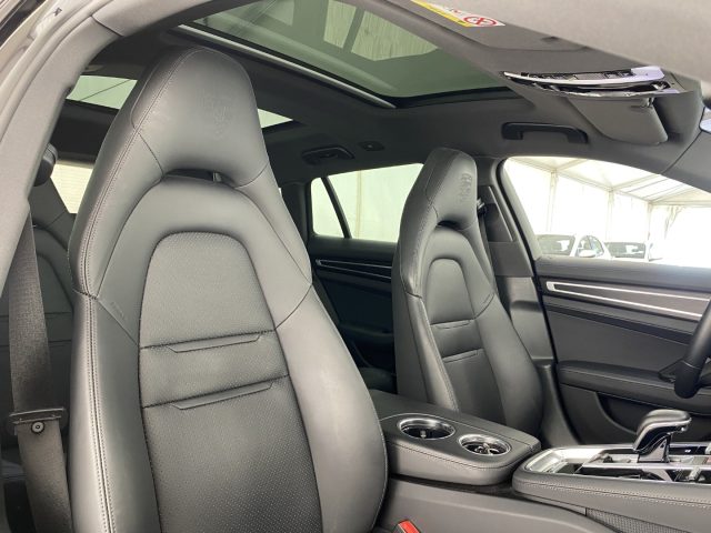 Porsche Panamera 2.9 4 E-Hybrid Sport Turismo Platinum Edition, del 2022, 34.000 km, in vendita a Monza (MB)