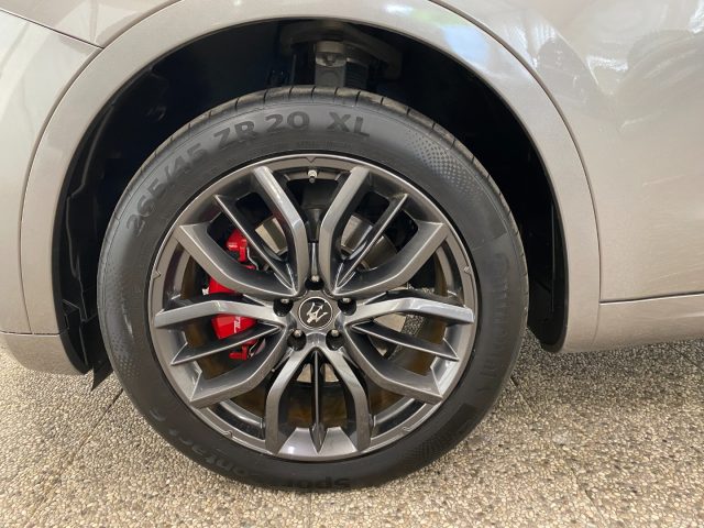 Maserati Levante MHEV 330 CV AWD GT usato a MONZA