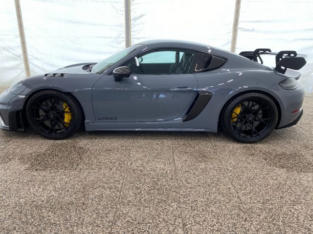 Porsche 718 Cayman 4.0 GT4 RS - foto 3 di 4