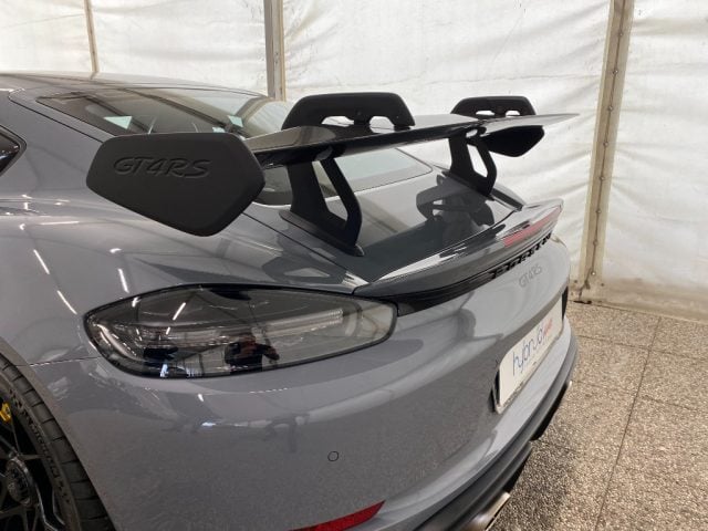 Porsche 718 Cayman 4.0 GT4 RS, del 2023, 30 km, in vendita a Monza (MB)