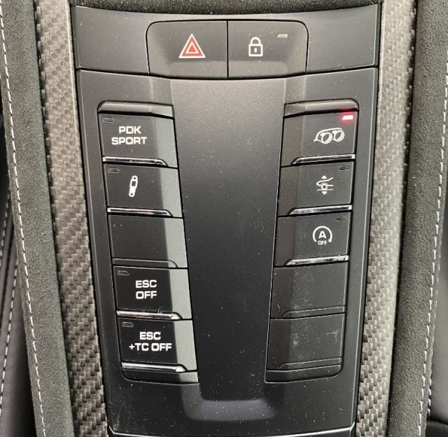 Porsche 718 Cayman 4.0 GT4 RS, del 2023, 30 km, in vendita a Monza (MB)