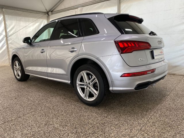 Audi Q5 2.0 TDI 190 CV quattro S tronic S Line - foto 4 di 4