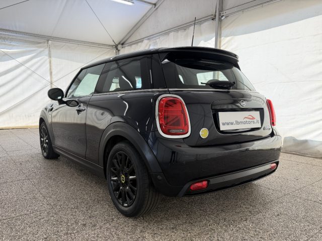 MINI Cooper SE Classic - foto 4 di 4
