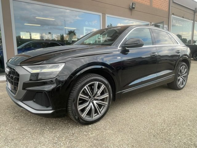 Audi Q8 50 TDI 286 CV quattro tiptronic Sport - foto 2 di 4