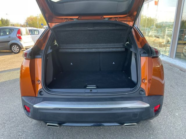 Peugeot 2008 PureTech 130 S&S Allure, del 2020, 93.000 km, in vendita a Scandiano (RE)