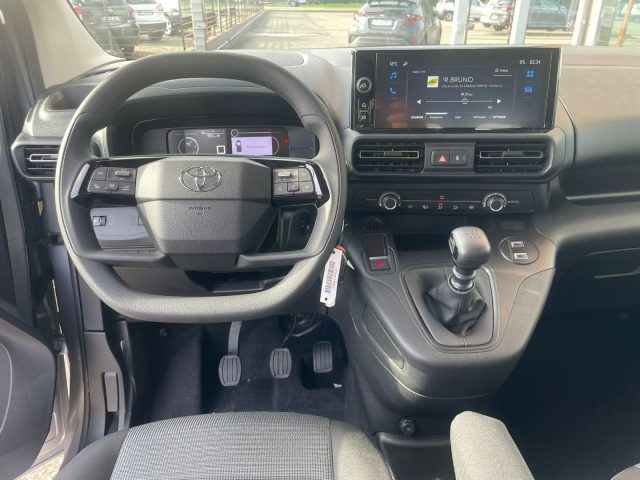 Toyota Proace City Verso 1.5D 100 CV S&S Short Lounge, in vendita a Scandiano (RE)