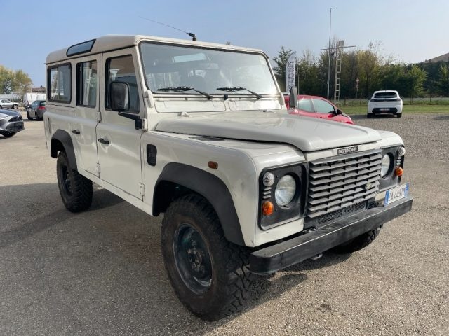 Land Rover Defender Defender 110 2.5 Td5 cat S.W. SE usato a SCANDIANO
