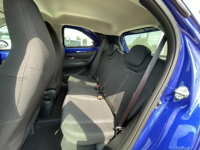 Toyota Aygo X 1.0 VVT-i 72 CV 5 porte Active, del 2025, in vendita a Scandiano (RE)