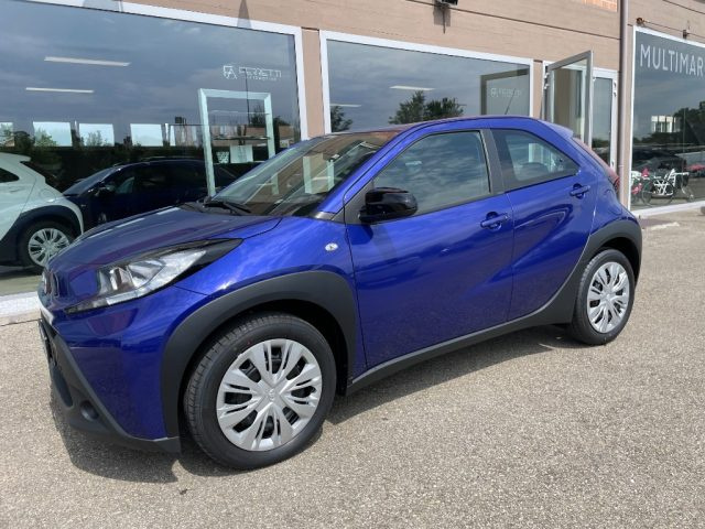 Toyota Aygo X 1.0 VVT-i 72 CV 5 porte Active km 0 a SCANDIANO