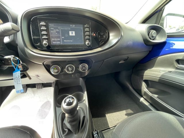Toyota Aygo X 1.0 VVT-i 72 CV 5 porte Active km 0 a SCANDIANO
