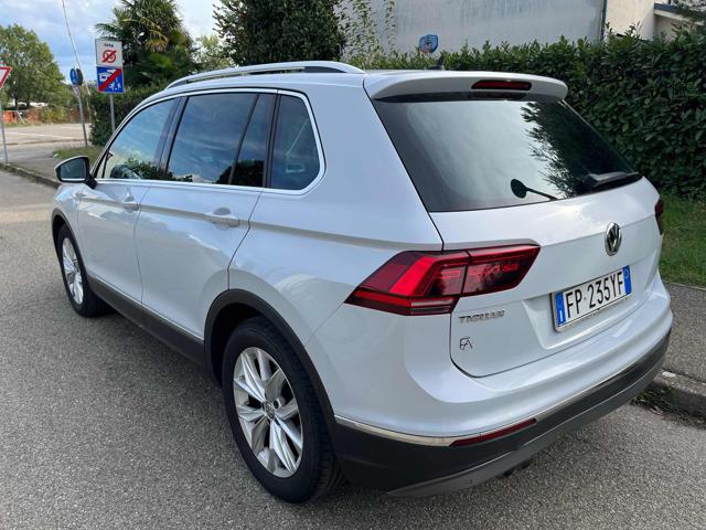 Volkswagen Tiguan 2.0 TDI SCR DSG Advanced BlueMotion Technology - foto 3 di 4