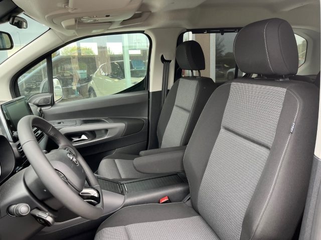 Toyota Proace City Verso 1.5D 100 CV S&S Short Executive, in vendita a Scandiano (RE)