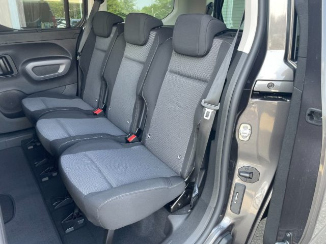 Toyota Proace City Verso Electric 50kWh L1 Short D Executive km 0 a SCANDIANO