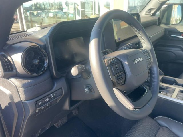 Toyota Land Cruiser 2.8 D4D A/T AWD ICON, in vendita a Scandiano (RE)