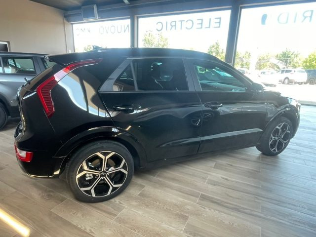 Kia Niro Tri-Fuel 1.6 GDi DCT HEV GPL Business - foto 4 di 4
