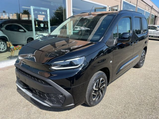 Toyota Proace City Verso 1.5D 100 CV S&S L1 Executive nuovo a SCANDIANO