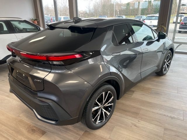 Toyota C-HR 1.8 HEV Lounge - foto 4 di 4