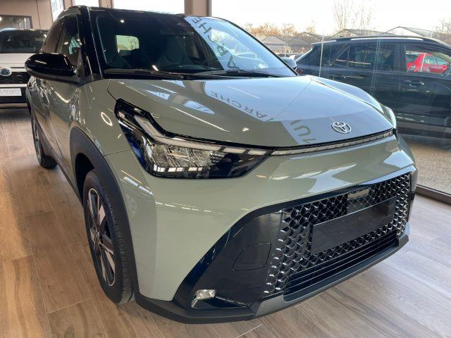 Toyota Aygo X 1.5 Hybrid 115 CV 5 porte Icon nuovo a SCANDIANO