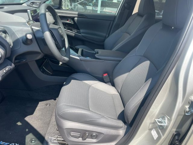 Toyota bZ4X EV 204 CV MC25 nuovo a SCANDIANO