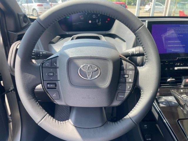 Toyota bZ4X EV 204 CV MC25 nuovo a SCANDIANO